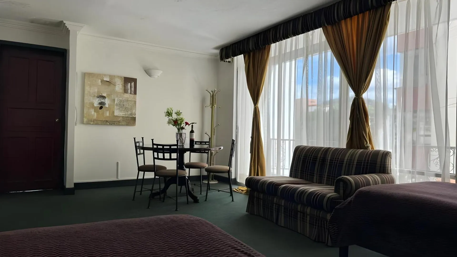 Hotel Gonzalez Suarez En Quito By Lauza 3*,  Ekvador